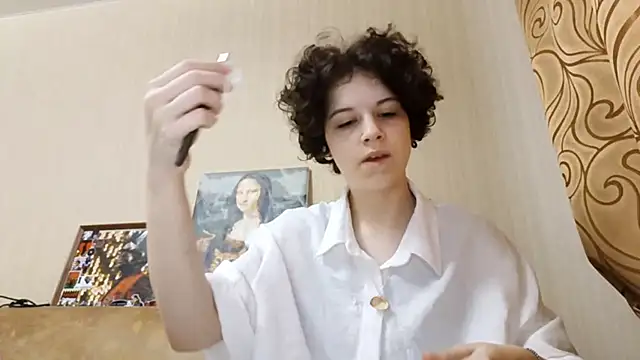 Snapshot of JesseniaHanney chatting on 18, 10, 2025 JesseniaHanney online show from 18, 10, 2025