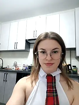 emelija online show from 11, 11, 2025