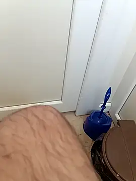 Snapshot of izmirli_azgin chatting on 15, 10, 2025 izmirli azgin online show from 15, 10, 2025