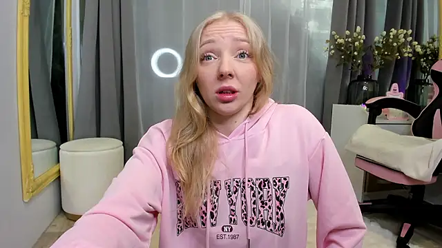 SundyRose online show from 28, 2, 2026