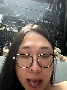 AnnieEma online show from 13, 10, 2025