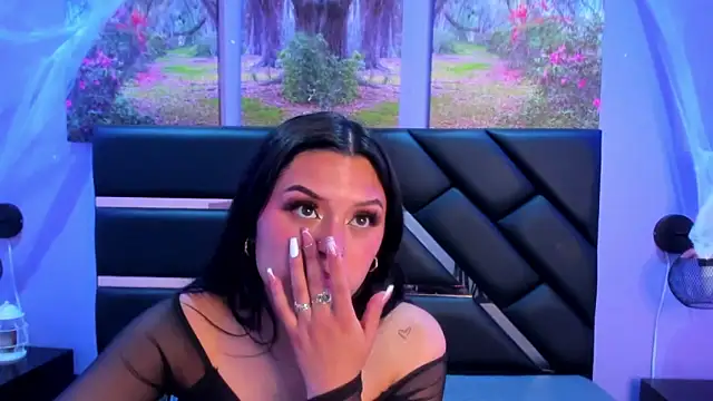 Snapshot of GAbrielaBotero chatting on 10, 11, 2025 GAbrielaBotero online show from 10, 11, 2025