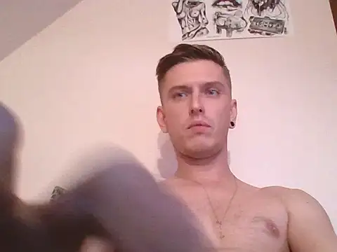 Snapshot of kinkyalecx chatting on 17, 11, 2025 kinkyalecx online show from 17, 11, 2025