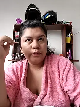 Snapshot of solnechka1 chatting on 23, 10, 2025 solnechka1 online show from 23, 10, 2025