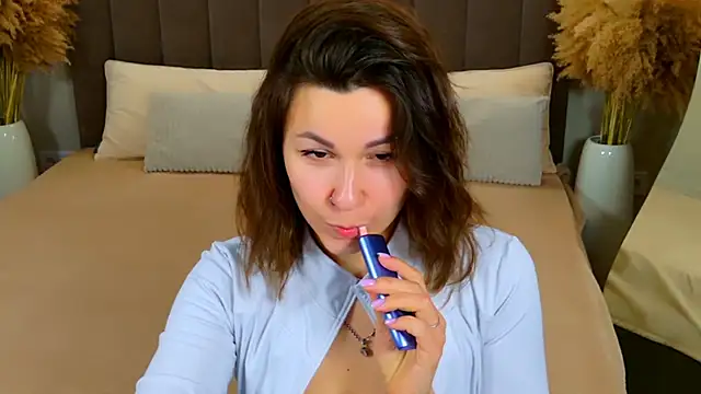 EdenSolis online show from 14, 4, 2026