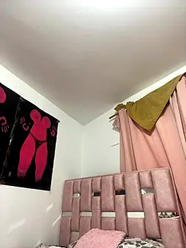 Snapshot of abby_moss_2 chatting on 5, 11, 2025 abby moss 2 online show from 5, 11, 2025