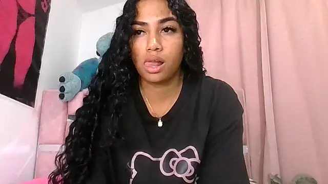 Snapshot of abby_moss_2 chatting on 22, 11, 2025 abby moss 2 online show from 22, 11, 2025