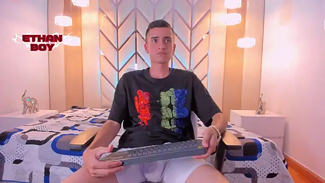 Ethan Boy  online show from 17, 2, 2026