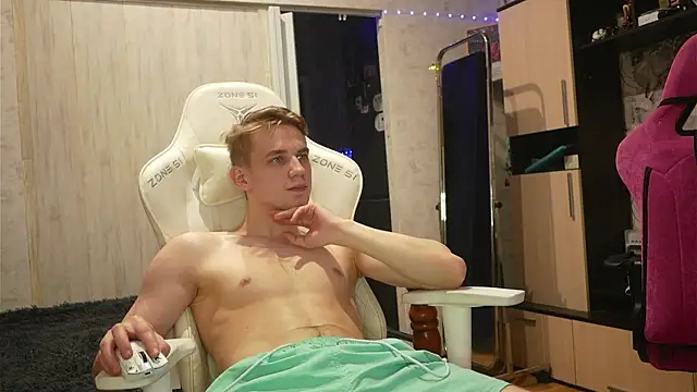 MIKE GOD19 online show from 11, 10, 2025