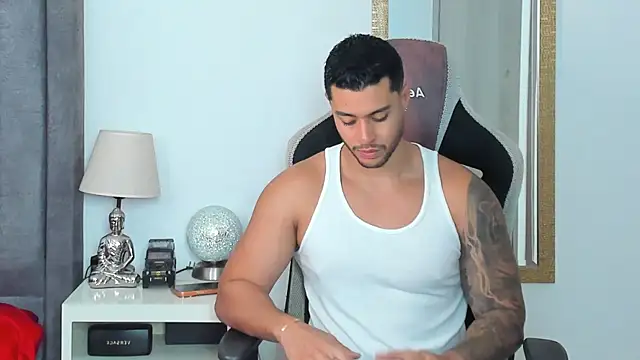 Snapshot of Ken_mailik1 chatting on 5, 7, 2026 Ken mailik1 online show from 5, 7, 2026