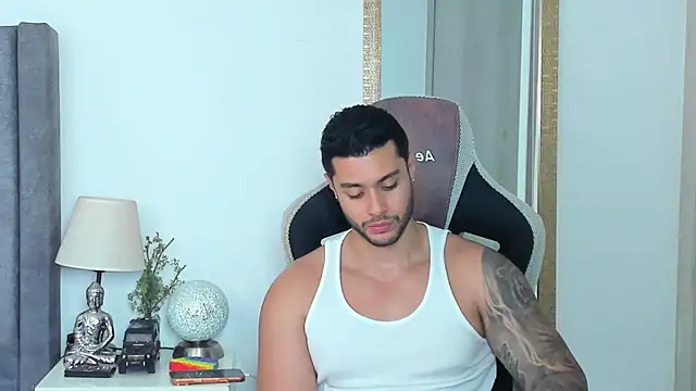 Snapshot of Ken_mailik1 chatting on 17, 7, 2026 Ken mailik1 online show from 17, 7, 2026