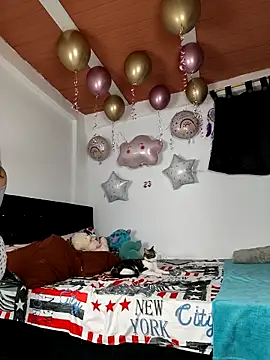 Snapshot of harper_ks chatting on 22, 11, 2025 harper ks online show from 22, 11, 2025