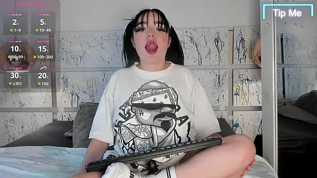 bubble  angel   online show from 16, 10, 2025