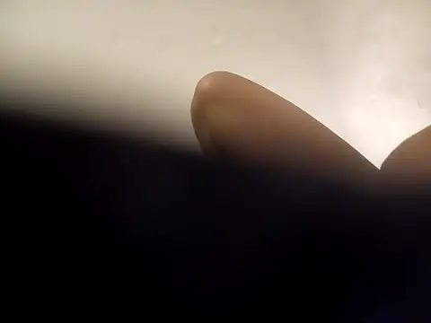 Snapshot of jjLARAY chatting on 24, 11, 2025 jjLARAY online show from 24, 11, 2025