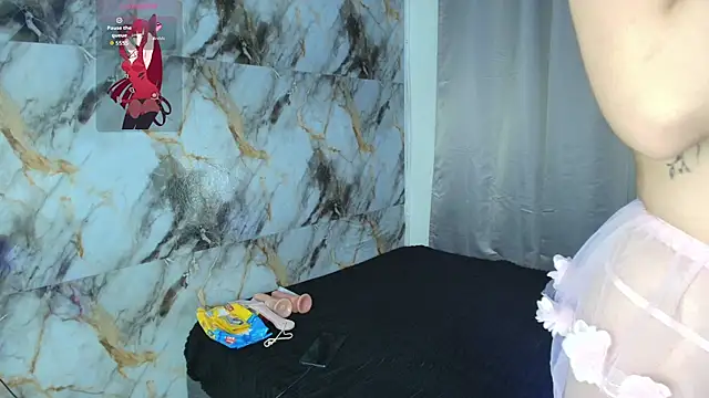 Snapshot of beauty_lana18 chatting on 3, 3, 2026 beauty lana18 online show from 3, 3, 2026