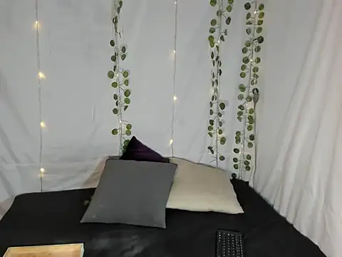 Perla Jonhson Rs online show from 15, 10, 2025