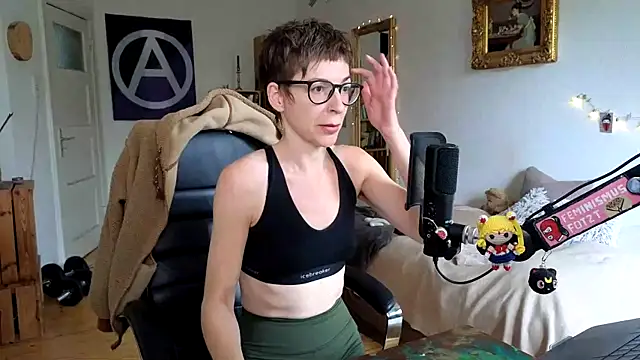 Snapshot of Antifistin chatting on 3, 6, 2026 Antifistin online show from 3, 6, 2026