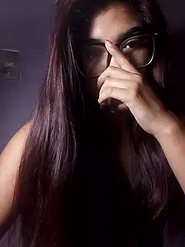 Snapshot of alisaram chatting on 13, 10, 2025 alisaram online show from 13, 10, 2025