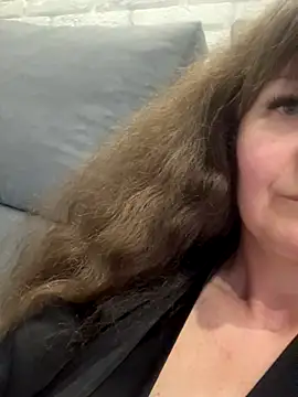 Snapshot of Butterfly8385 chatting on 17, 10, 2025 Butterfly8385 online show from 17, 10, 2025