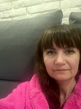 Snapshot of Butterfly8385 chatting on 7, 11, 2025 Butterfly8385 online show from 7, 11, 2025