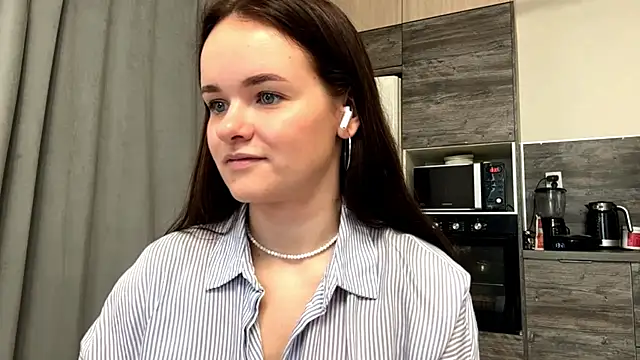 Snapshot of WalterGirlcute chatting on 11, 10, 2025 WalterGirlcute online show from 11, 10, 2025