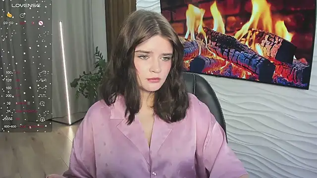 Mori Girll online show from 30, 11, 2025