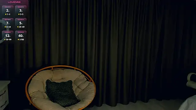 Snapshot of MardellAyling chatting on 13, 11, 2025 MardellAyling online show from 13, 11, 2025