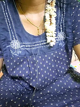 Snapshot of tamil_kanaka chatting on 4, 5, 2026 tamil kanaka online show from 4, 5, 2026
