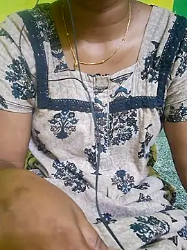 Snapshot of tamil_kanaka chatting on 8, 5, 2026 tamil kanaka online show from 8, 5, 2026