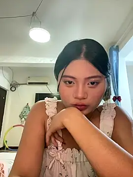 lan-xinh1 online show from 18, 10, 2025