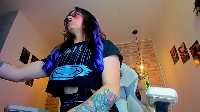 Evangelinejoness  online show from 12, 3, 2026