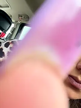 Snapshot of SinfulLovers33 chatting on 15, 11, 2025 SinfulLovers33 online show from 15, 11, 2025