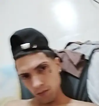 Snapshot of Laikerxxx chatting on 16, 11, 2025 Laikerxxx online show from 16, 11, 2025