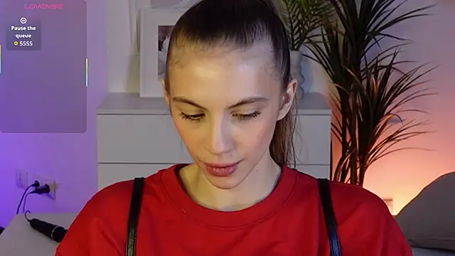 mia silkk online show from 24, 11, 2025