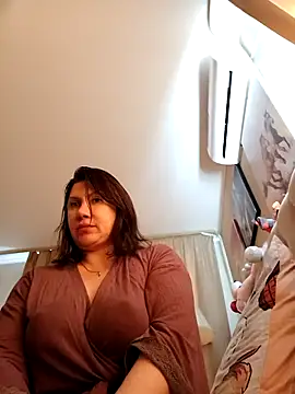 Snapshot of Ambika_beauty chatting on 2, 5, 2026 Ambika beauty online show from 2, 5, 2026