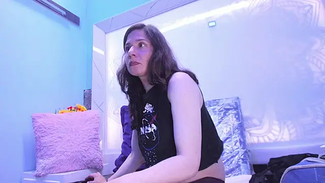 Kylie Bloom online show from 24, 2, 2026