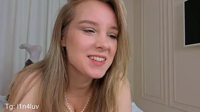 AIicaparkerc online show from 18, 11, 2025