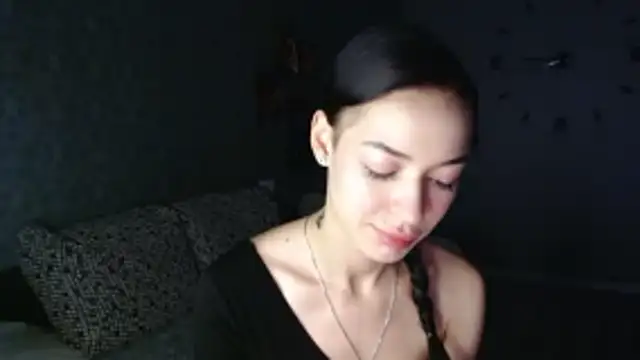 Daphne Darkthorn online show from 3, 11, 2025