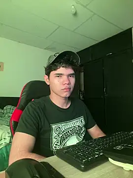 Snapshot of Im_Camii chatting on 14, 2, 2026 Im Camii online show from 14, 2, 2026