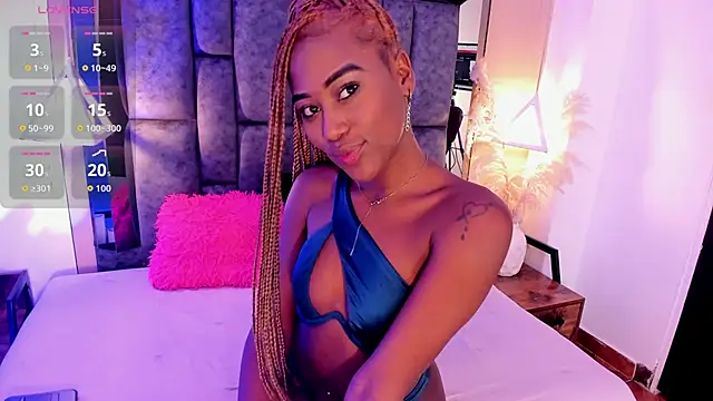 Snapshot of SofiRuiz_ chatting on 20, 11, 2025 SofiRuiz online show from 20, 11, 2025