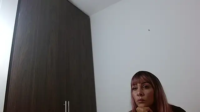 Snapshot of dasha_naughty chatting on 21, 10, 2025 dasha naughty online show from 21, 10, 2025