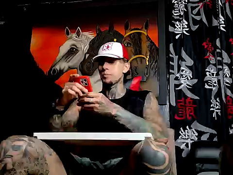 Molotov Explosive online show from 15, 10, 2025