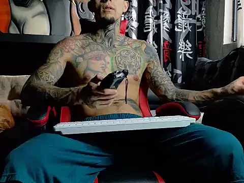 Molotov Explosive online show from 27, 10, 2025