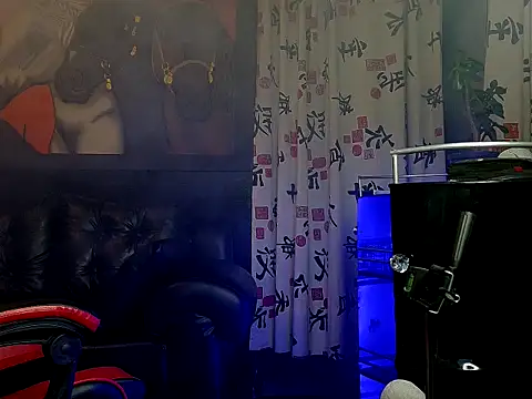 Molotov Explosive online show from 26, 3, 2026