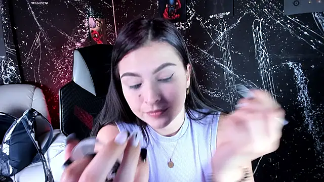 PrincessTiff online show from 2, 11, 2025