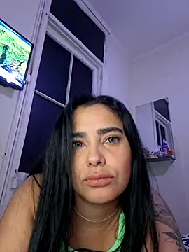 Snapshot of DANIELA3956 chatting on 26, 10, 2025 DANIELA3956 online show from 26, 10, 2025