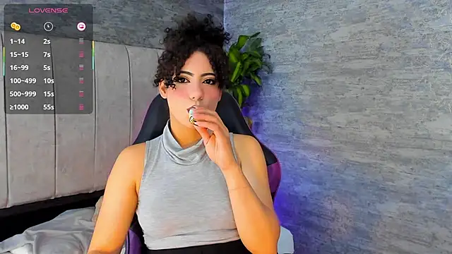 odett rivas  online show from 10, 11, 2025