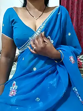 Snapshot of Best_Kannada_Couple chatting on 15, 10, 2025 Best Kannada Couple online show from 15, 10, 2025