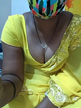 Snapshot of Best_Kannada_Couple chatting on 11, 11, 2025 Best Kannada Couple online show from 11, 11, 2025