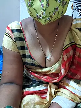 Snapshot of Best_Kannada_Couple chatting on 13, 11, 2025 Best Kannada Couple online show from 13, 11, 2025